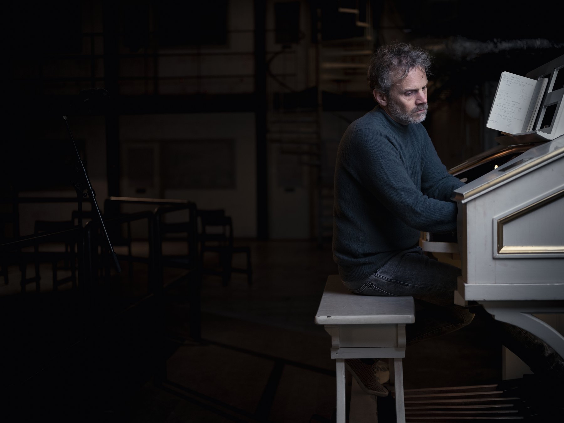 Klas Nevrin playing the Skandia organ in Reaktorhallen, Stockholm, December 2021